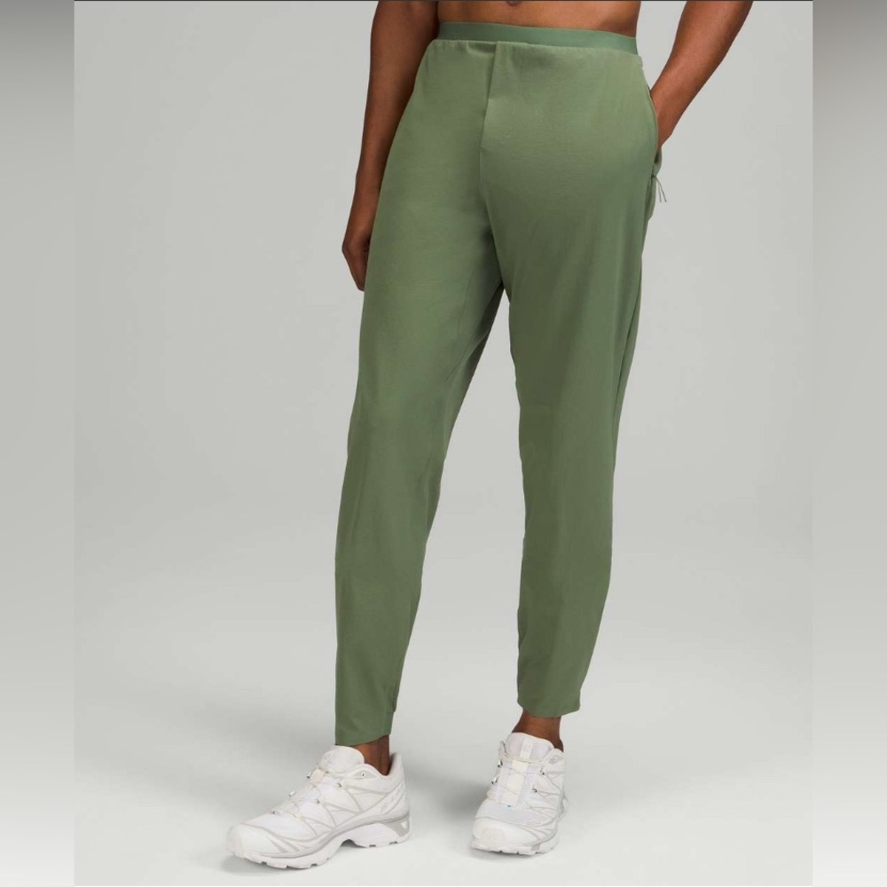 lululemon athletica Men's Run State Jogger Green Twill Medium